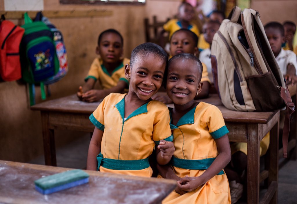 komla_dzidefo's tweet photo. Went out today with my lens and got these beauties smiling at the camera?
#KDPhotography
#Canonite https://t.co/MCF1xzJUEI