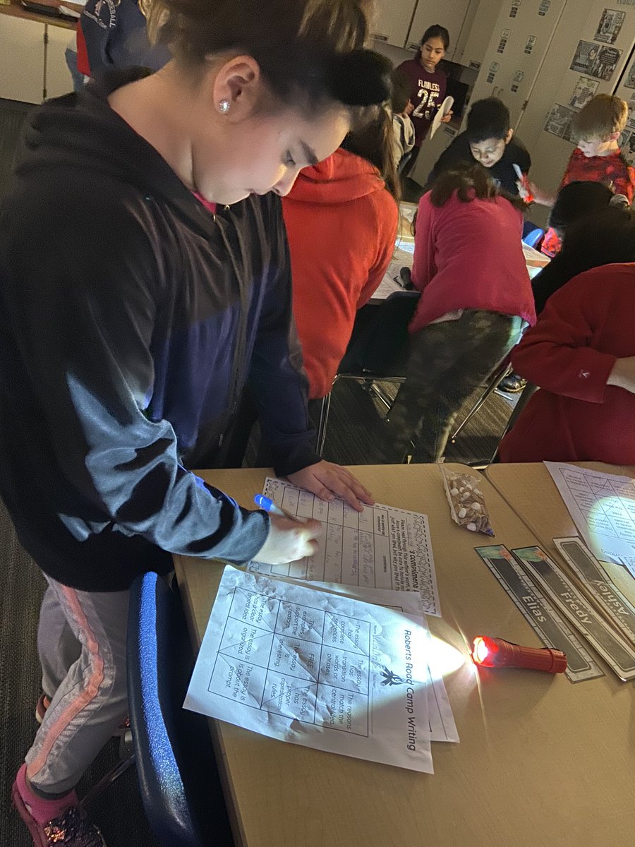 kdhsmith85's tweet photo. To end our expository writing unit, we celebrated camping style complete with a campfire and s’mores trail mix. Students read each other’s compositions by flashlight and left compliments for their classmates. #expositorywriting #writingcelenration @RobertsRdES #wisdgreatness https://t.co/1WfSI4lDgO