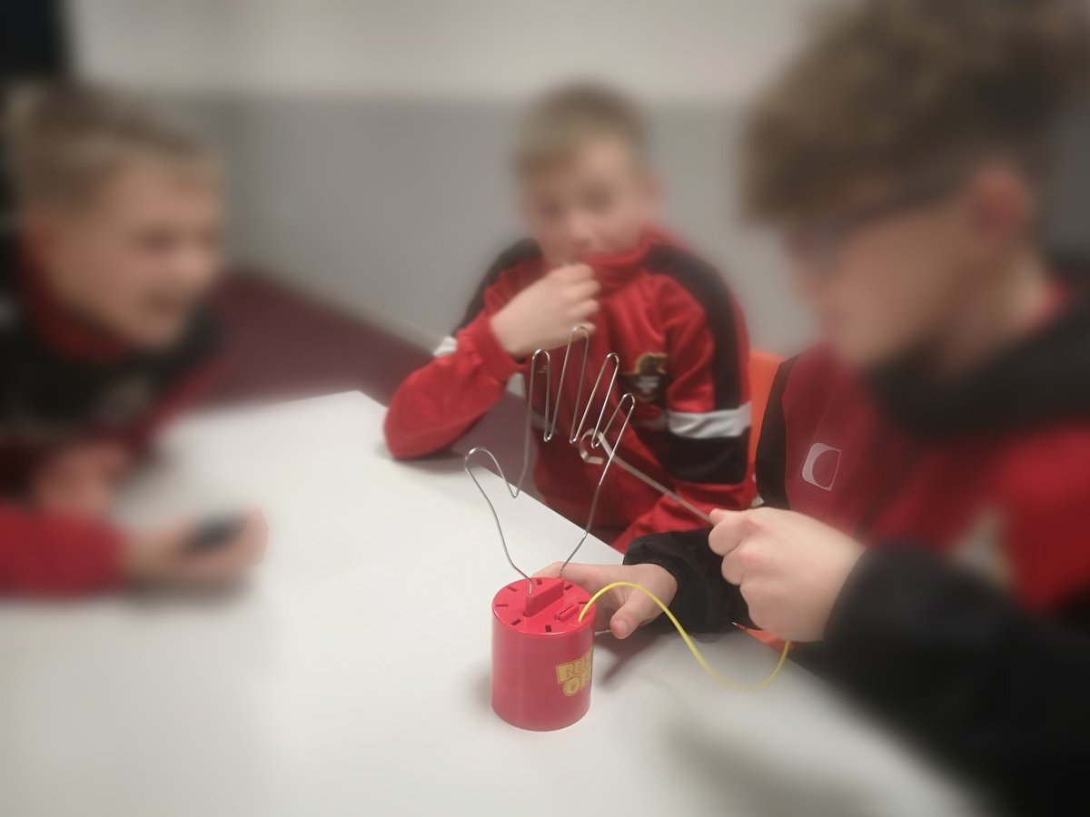 Dr Tom Mitchell tweet media