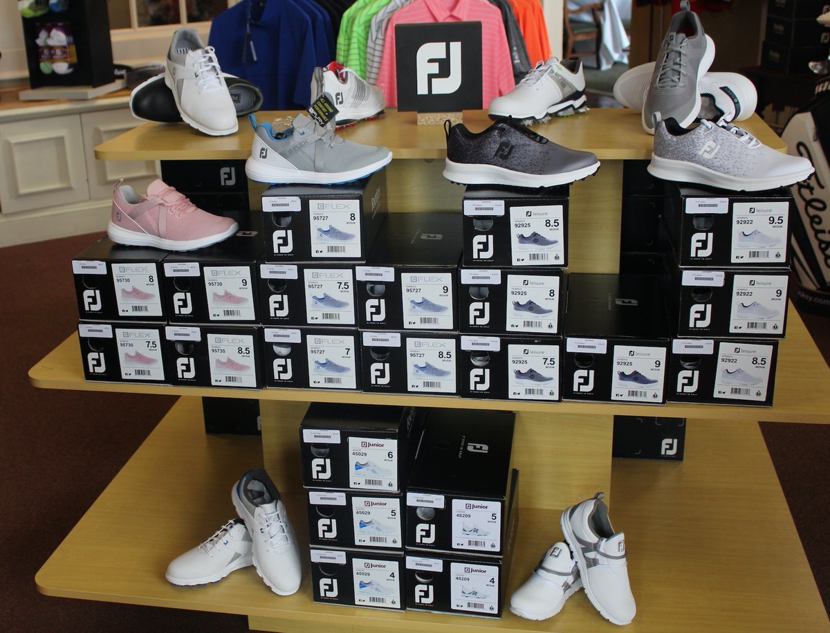 DominionClub_'s tweet photo. Did someone say new apparel? Stop by the golf shop today and check out FJ Leisure Men &amp; Women golf shoes on display now. Ask for Anna for assistance and sizing!
.
.
.
#leisuregolfshoes #new #apparel #golfshop #TDC https://t.co/W4t655HWD3