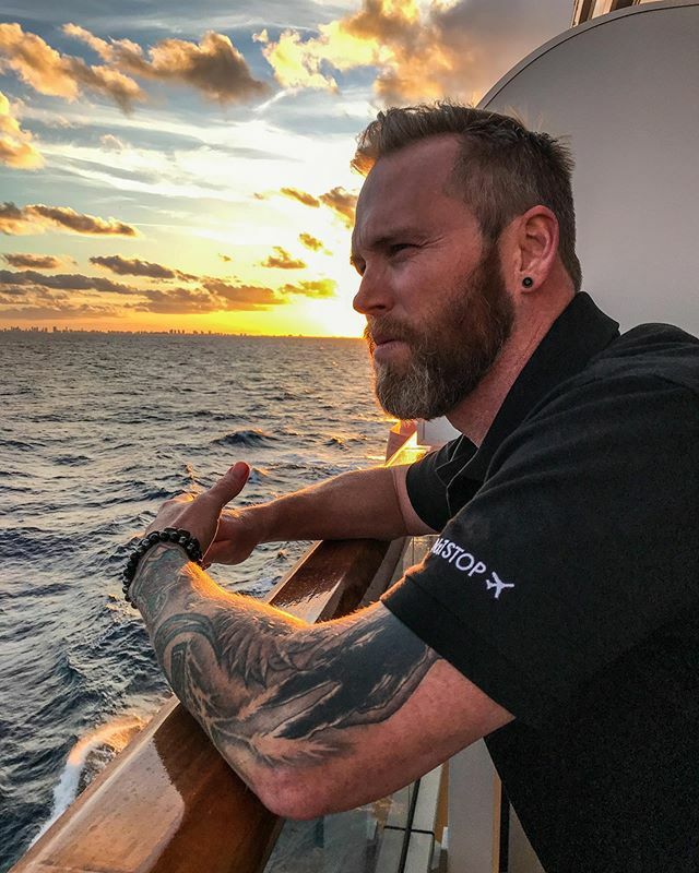 eecctravels's tweet photo. This is a happy man on a cruise ship!! #NotJustYourGrandparentsCruise #hollandamerica #nieuwstatendam #gocruise #cruise #travel #traveling #travelagent #familycruise #cruiselife #vacation #holiday #trip #traveler #travelvlogger #youtuber #youtube #vlogge… https://t.co/jUflZgyMdT https://t.co/0djosNRgtq