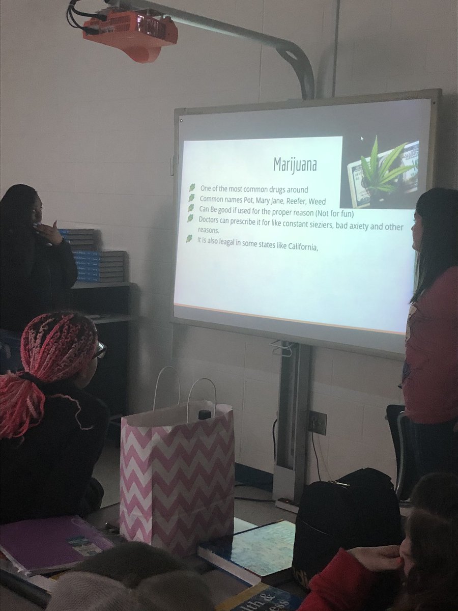 NormaCrenshaw82's tweet photo. These ladies did an AWESOME job executing their Youth Alcohol and Drug Prevention Project (Strategies To Act Now Plan) during a ninth grade health class!! I am very proud of themππ #yadapp #iamcucps #StudentsTeachingStudents #ProudTeacher @Mrs_Long11 @EWilliamsJr https://t.co/cry0ySMQbo