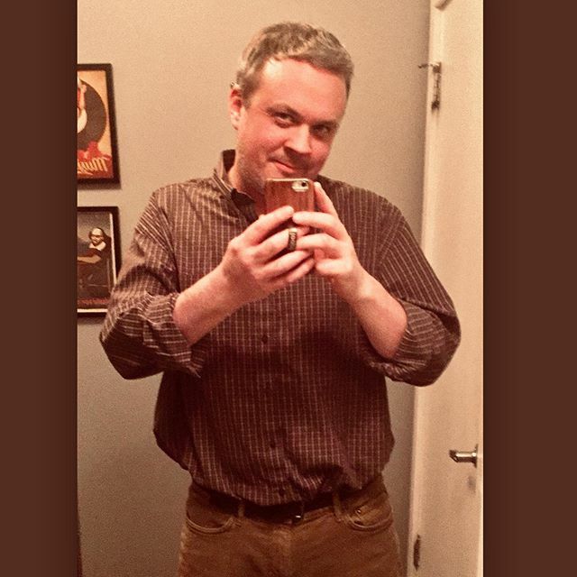 busyframes's tweet image. Tucked in my shirt today for he first time in years. Felt cute, might keep tuckin’. ift.tt/2VjrXY3