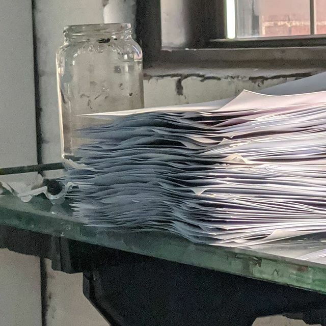 PlateausLunar's tweet photo. Just a mellow day making 100 paintings.  #paintings #goauche #paper #video #soclose #almostdone #tomorrow?  #itcouldhappen #art #artist #allthosehashtags #knackered https://t.co/aLjBcFOUho https://t.co/0wAhPz6LXV