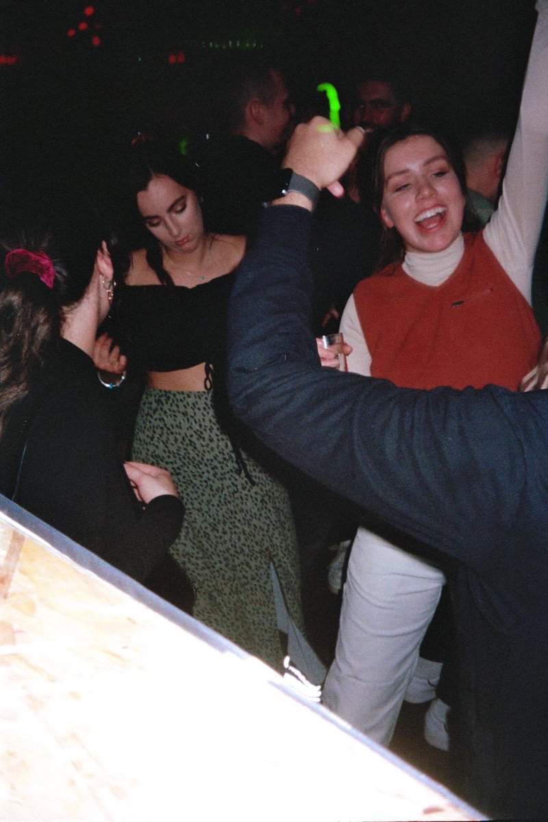 More shots from the event. All film shots by: @benjibeacham📸.