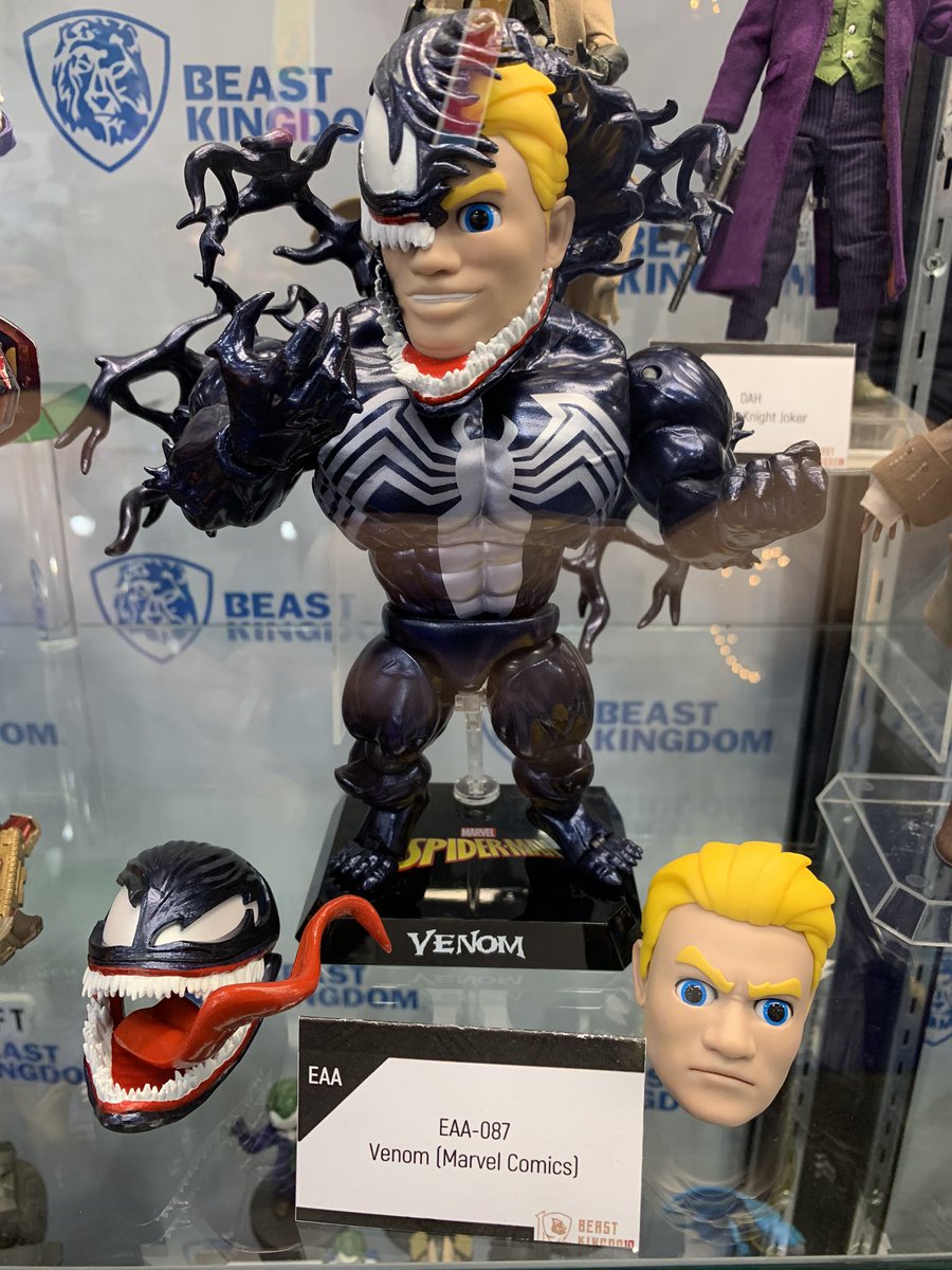 IGHInsider's tweet photo. Spotted this killer Venom at @beast_kingdom!  #ToyFair2020 https://t.co/9Gm8r8hpHf