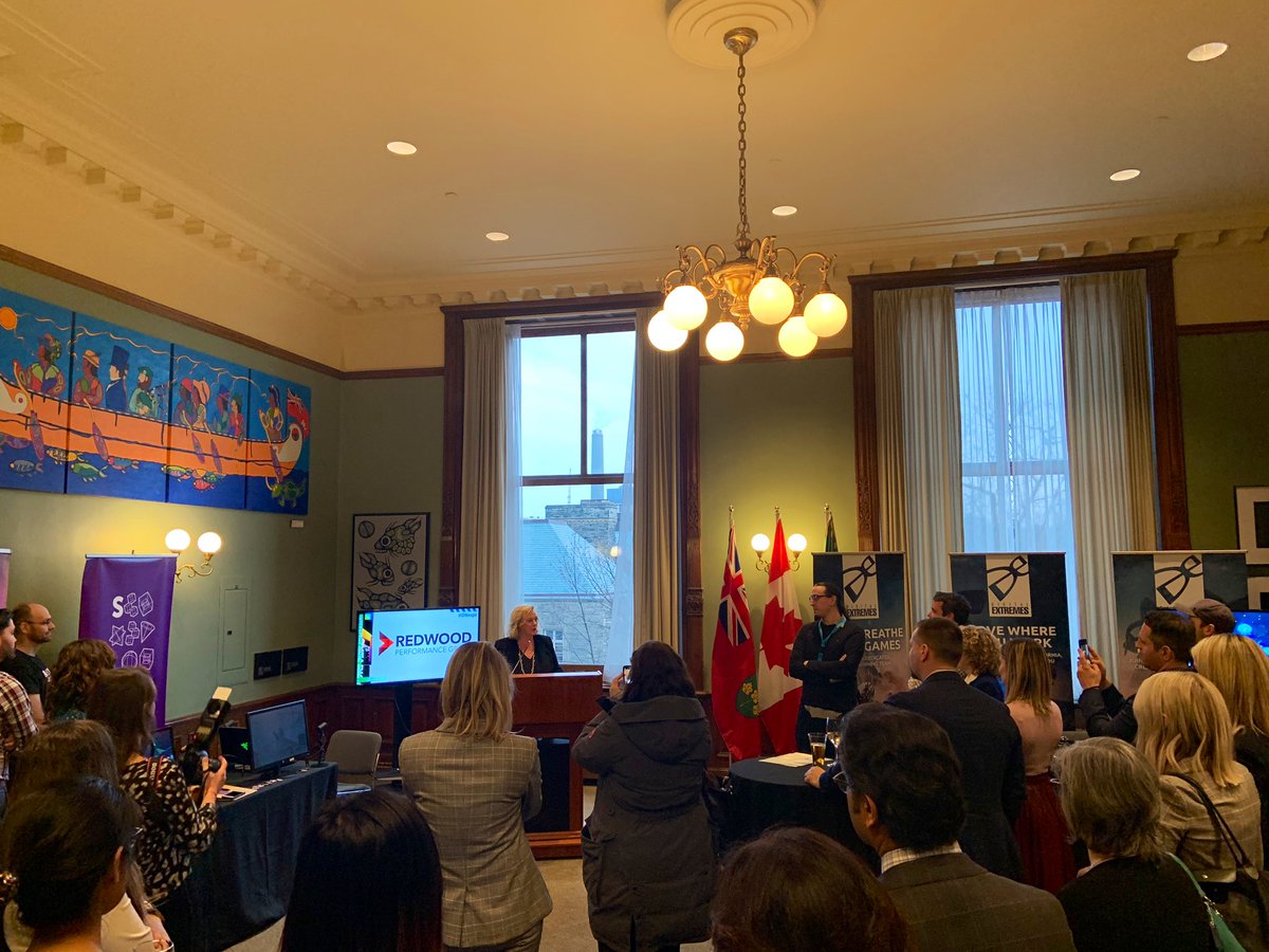 TimDutton_'s tweet photo. Love the comments tonight from @MacLeodLisa at the @IOnews event - “It’s important that we celebrate the economic AND cultural impacts of video game, VR, online learning, and eLearning sectors in Ontario” 👏👏👏 https://t.co/XpUUOgHmJ2