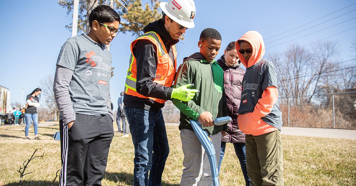 McCarthyBuild's tweet photo. We loved showing off the #coolcareers in #construction at #STEMSaturday . Thanks to @ParkwaySchools and @NormandySC1 for hosting this fun and educational event. https://t.co/pdMgtOG3dZ