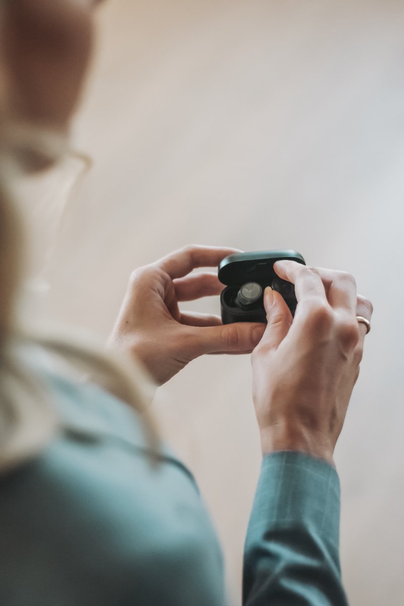 Plantronics's tweet image. For today's modern professional, the #BackBeatPRO5100 was made for you. 👉 bit.ly/2lMz7Ev

#HearWhatMatters