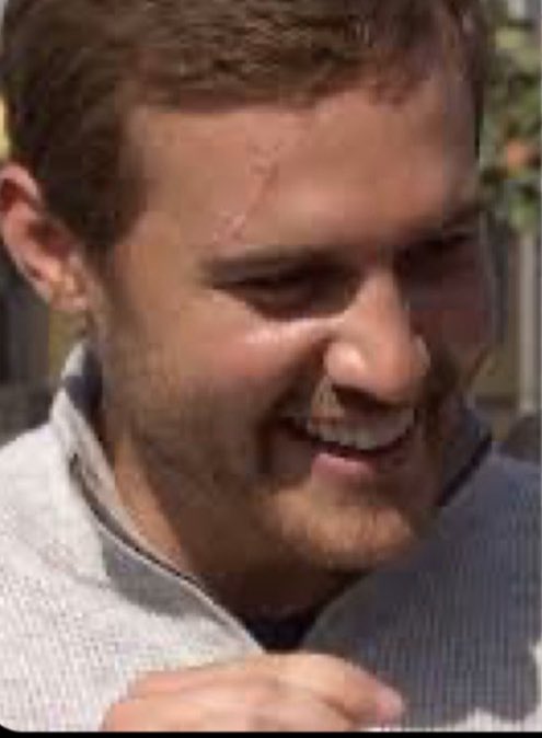elderesiewicz's tweet photo. gonna tell my kids this was Harry Potter #TheBachelor #Bachelor https://t.co/h51EfkF351