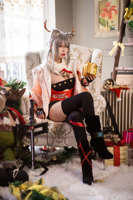 コスプレイヤー爱老师_PhD のTwitter画像69