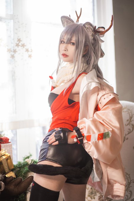 コスプレイヤー爱老师_PhD のTwitter画像71