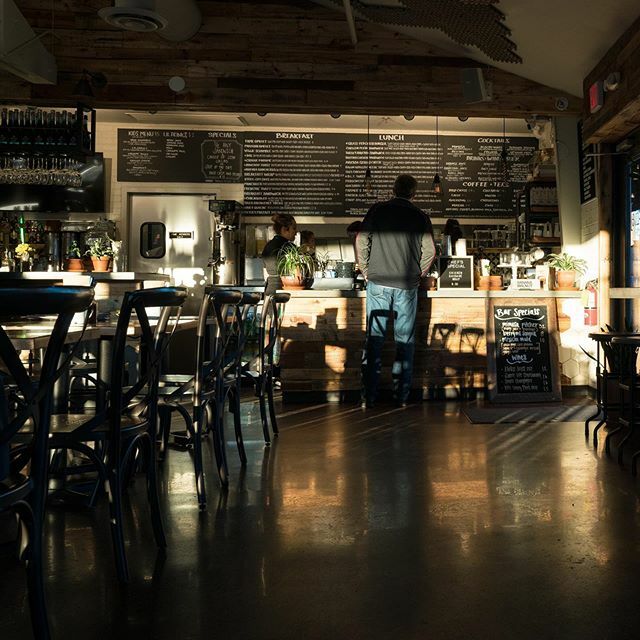 famecaffe's tweet photo. Morning lights @famecaffe! #breakfast #farmtotable https://t.co/fBq6YTBV2m https://t.co/BUHdhhtlqT