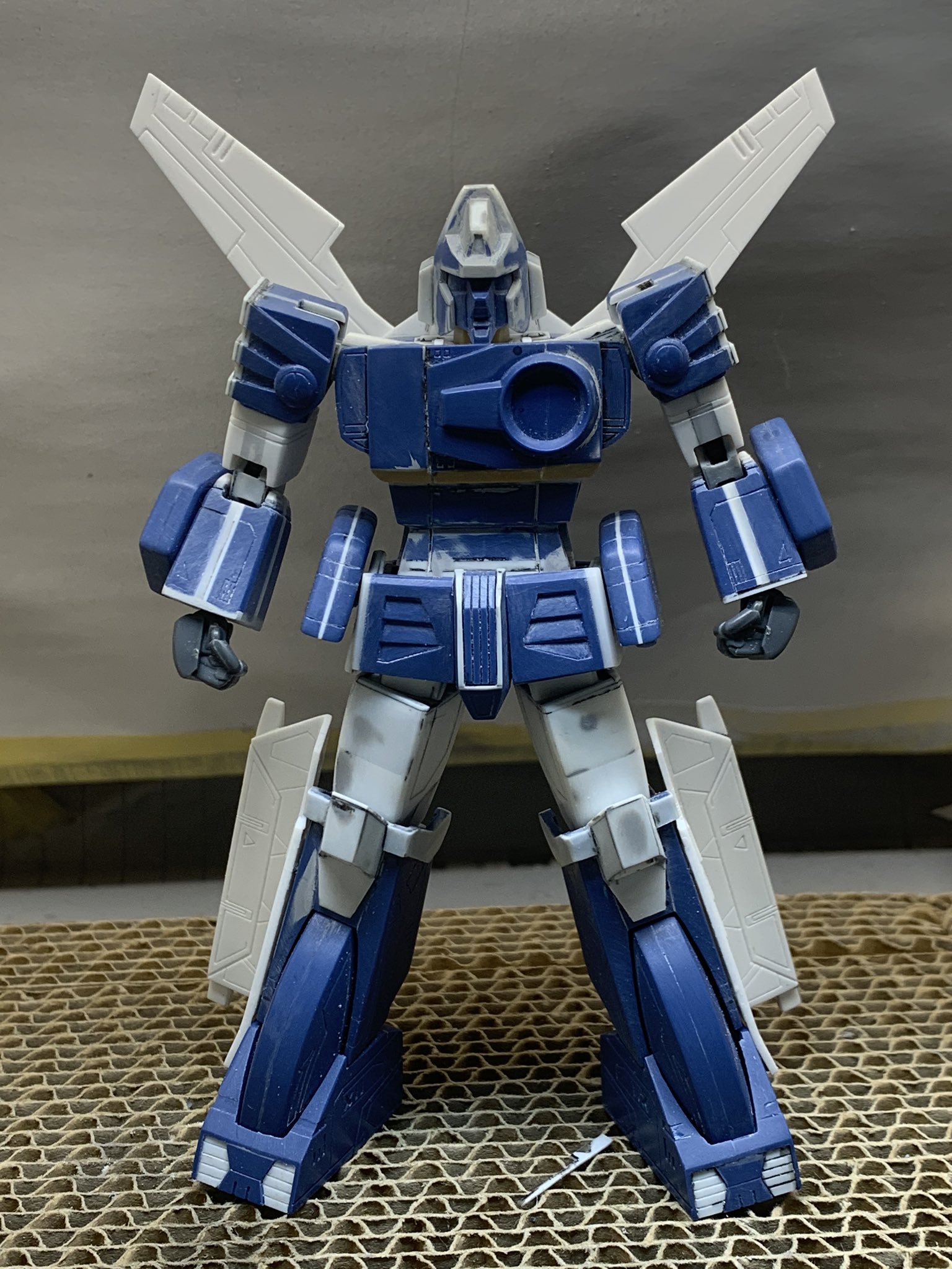 逆立ち プラモ垢 على X: 