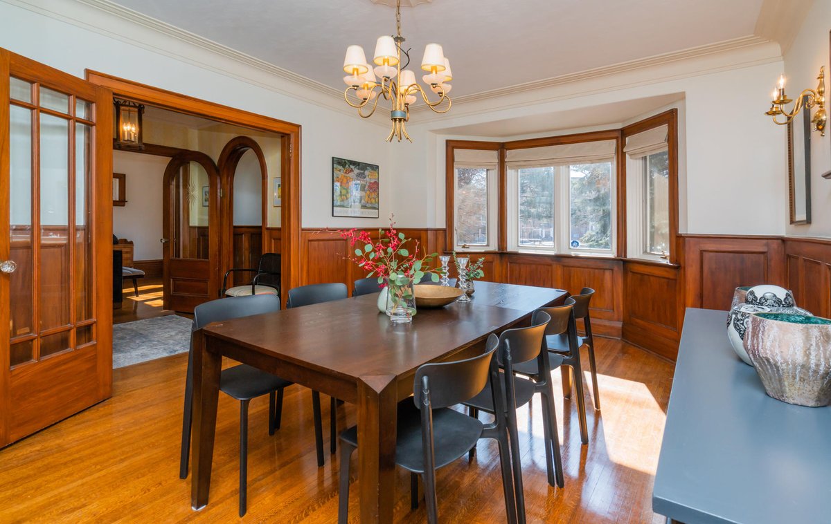27 Kennedy Park Rd., just Listed steps from #HighPark and fabulous Bloor West Village, <a href="/realtordotca/">REALTOR.ca</a> W4700078 with 4Br, 3bath, Ravine Lot