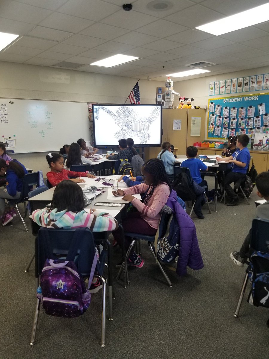 sppentecostes's tweet photo. Today our class learned about different types of lines and used them to make line creatures! #goldenpoppypsd #2nd3rdcombo #lines #artsattack https://t.co/lfHSGjyJ1C