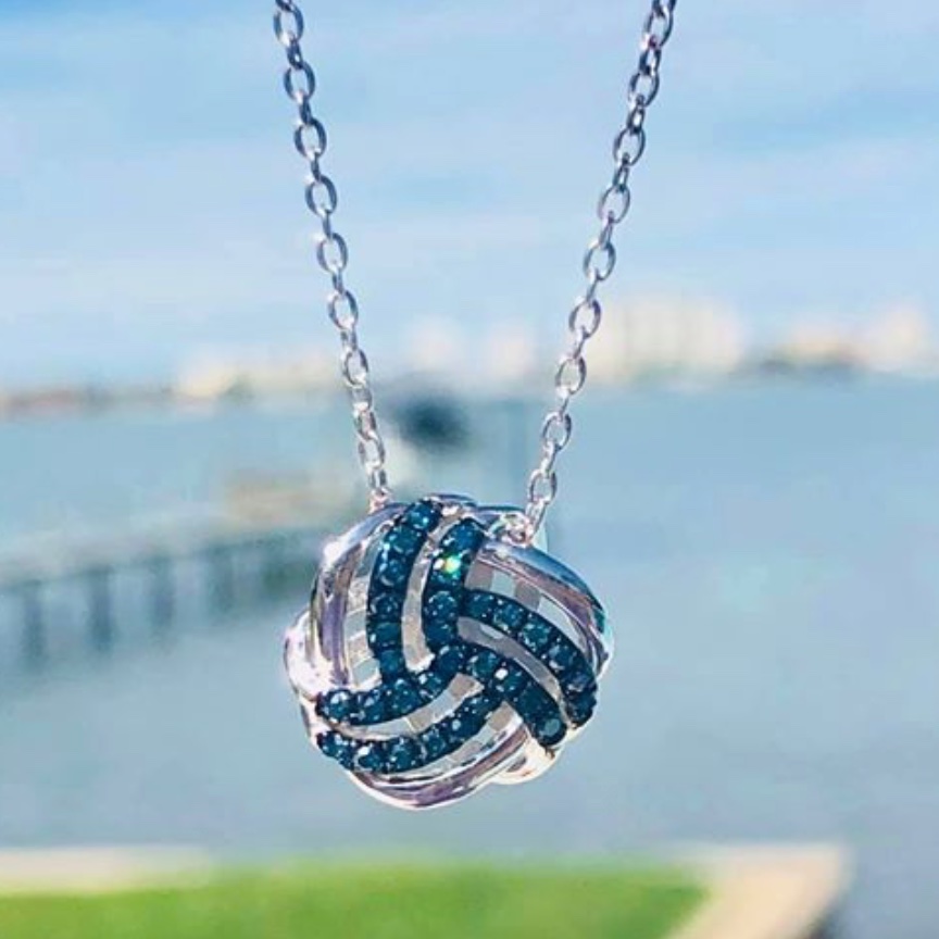 Colleen Lopez HSN (@colleenlopezhsn) on Twitter photo 