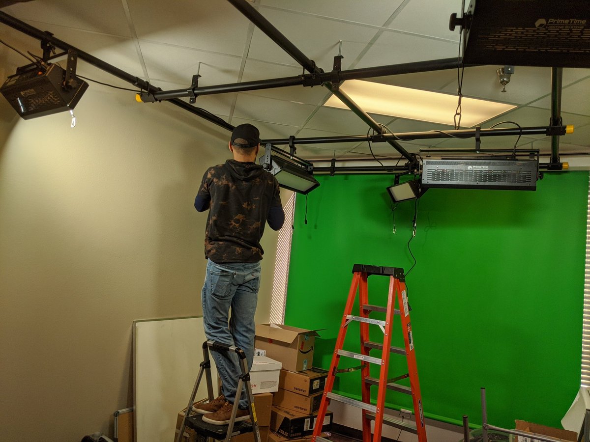 1Up Studios tweet media