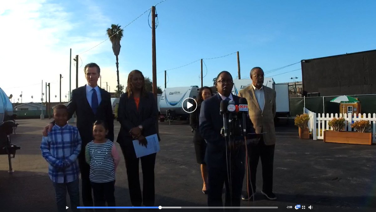 mridleythomas's tweet photo. LIVE: It took only weeks to transform this unused parking lot into a Safe Landing for Families. State and local governments, private sector, and the community are all working urgently hand-in-hand. #ComprehensiveCrisisResponse #BringEveryoneIn
https://t.co/oP5DNqJHRn https://t.co/jbO9cdMPF2
