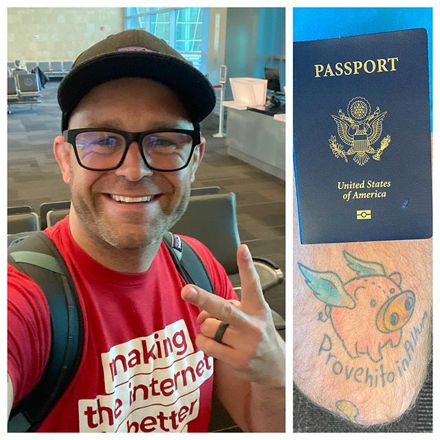SavvyLuke's tweet photo. And we’re off ✈️😃 Excited to be meeting with all my UK 🇬🇧 friends at #LoveInbound conference. #LetsNerdOut #WebDesign https://t.co/ZQa5wxUNPJ https://t.co/DcCzkMAXtN