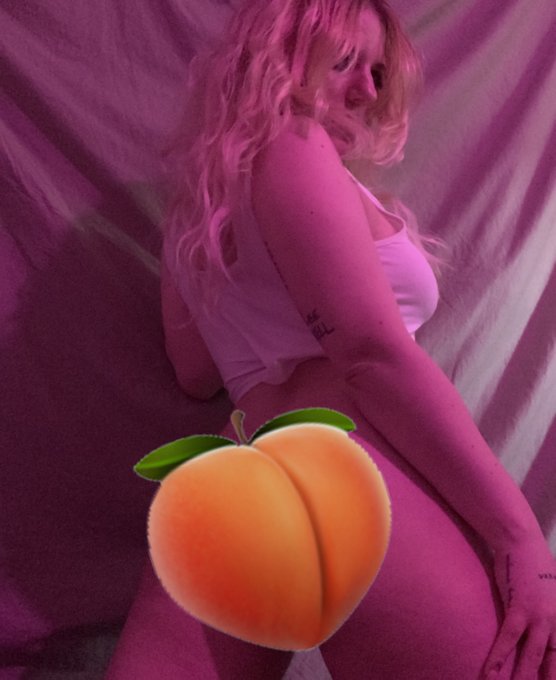 1 pic. uncensored on https://t.co/yEo0YjLzDt 👅💦 subscribe, you know you want to https://t.co/2CrX46o