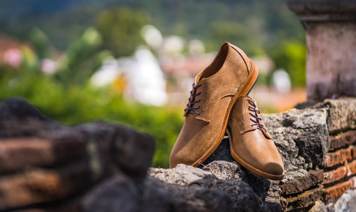 Wonder why the Romero in desert is one of our favorite designs? This classic derby style paired with rugged full-grain leather is a match made in shoe lover's heaven. 

Click to shop and customize your perfect pair: ow.ly/aXsj50yuTS2