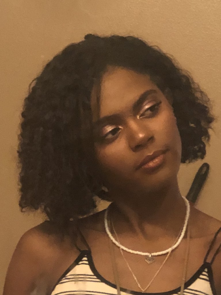 sereeenaa's tweet photo. These old n’ bad quality 🤲🏿 https://t.co/o1jg13aatA