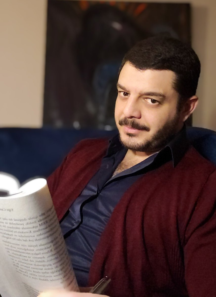 yigitertosi's tweet photo. YIGIT CANER ERTOŞI INSTAGRAM: https://t.co/Yyanv8aQrB 
#YAZAR #ALTINKALEM2018 #AUTHOR #ERTOSIASIRETI  @yigitertoshi https://t.co/3cUCaWaGQj
