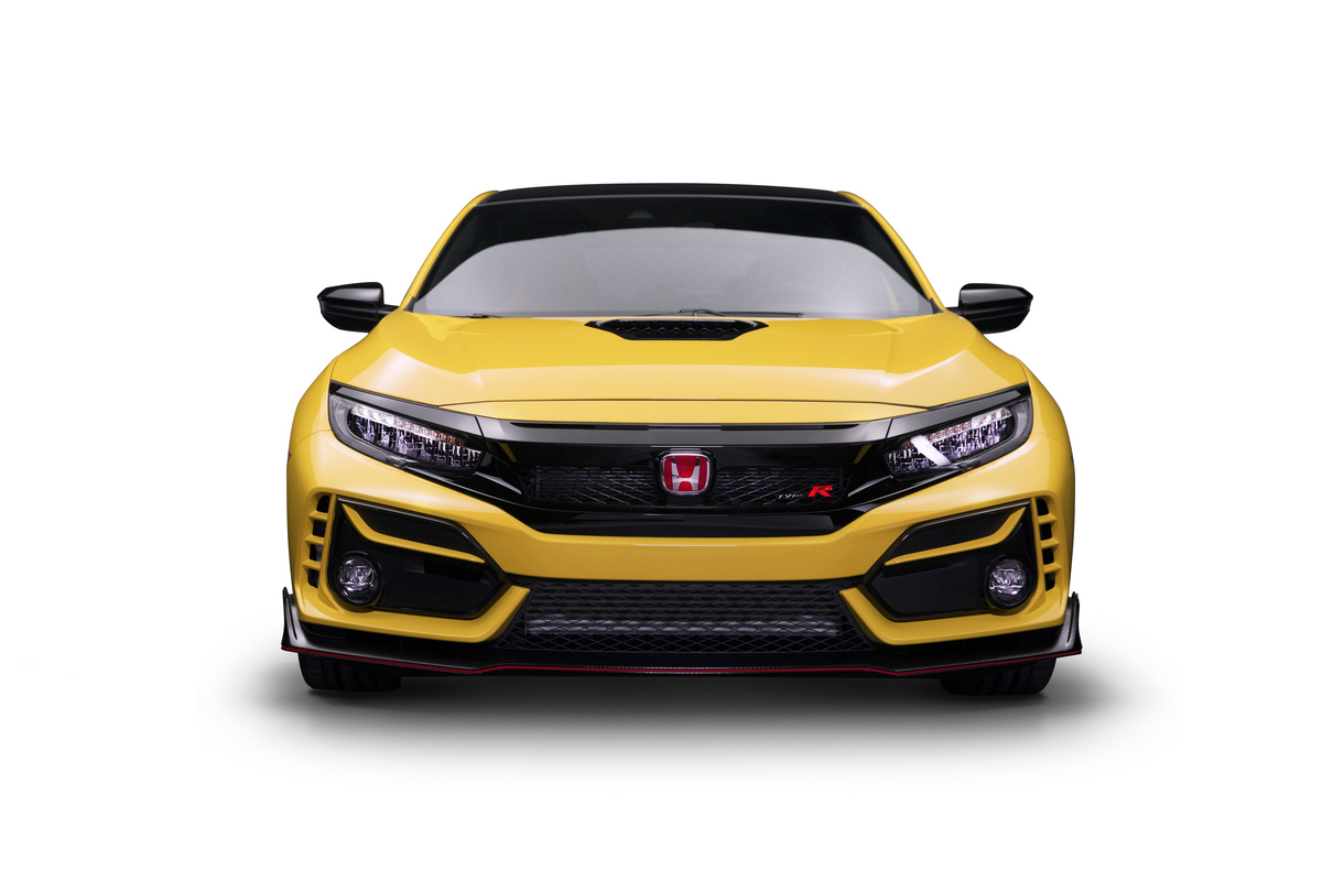 soloautos's tweet photo. #Honda Civic Type R 2021 recibe nuevas versiones y aplicación ➡️ https://t.co/iwu10U79oO 
@HondaMexico #CivicType https://t.co/N4kDXY9zxh