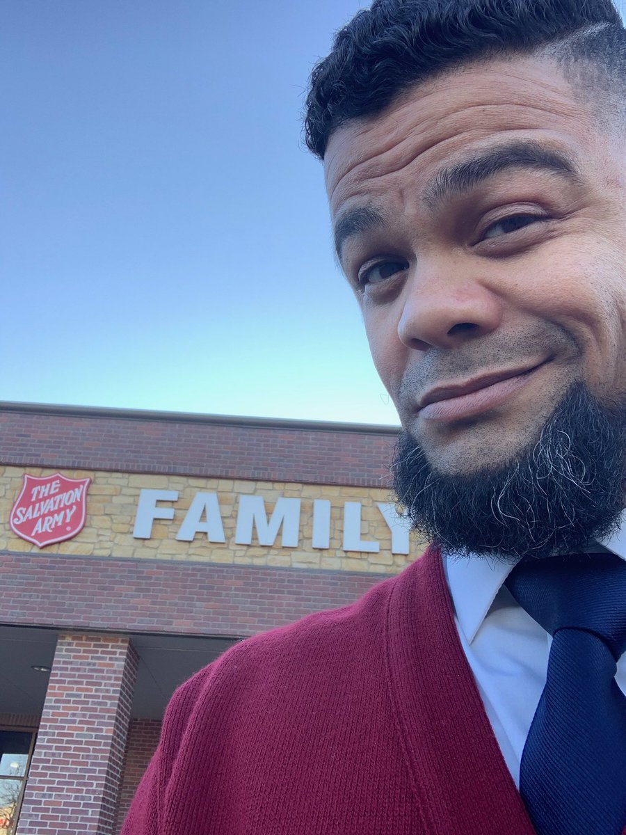 On the way home, I head over to @SalArmyMemphis #familystore to see what kind of deals they have.

I like looking for dress shoes that I can restore with a little bit of shoe polish & elbow grease. 

What’s your best thrift store find?
👞🧳👓🏓
——
#BehindTheRedShield
