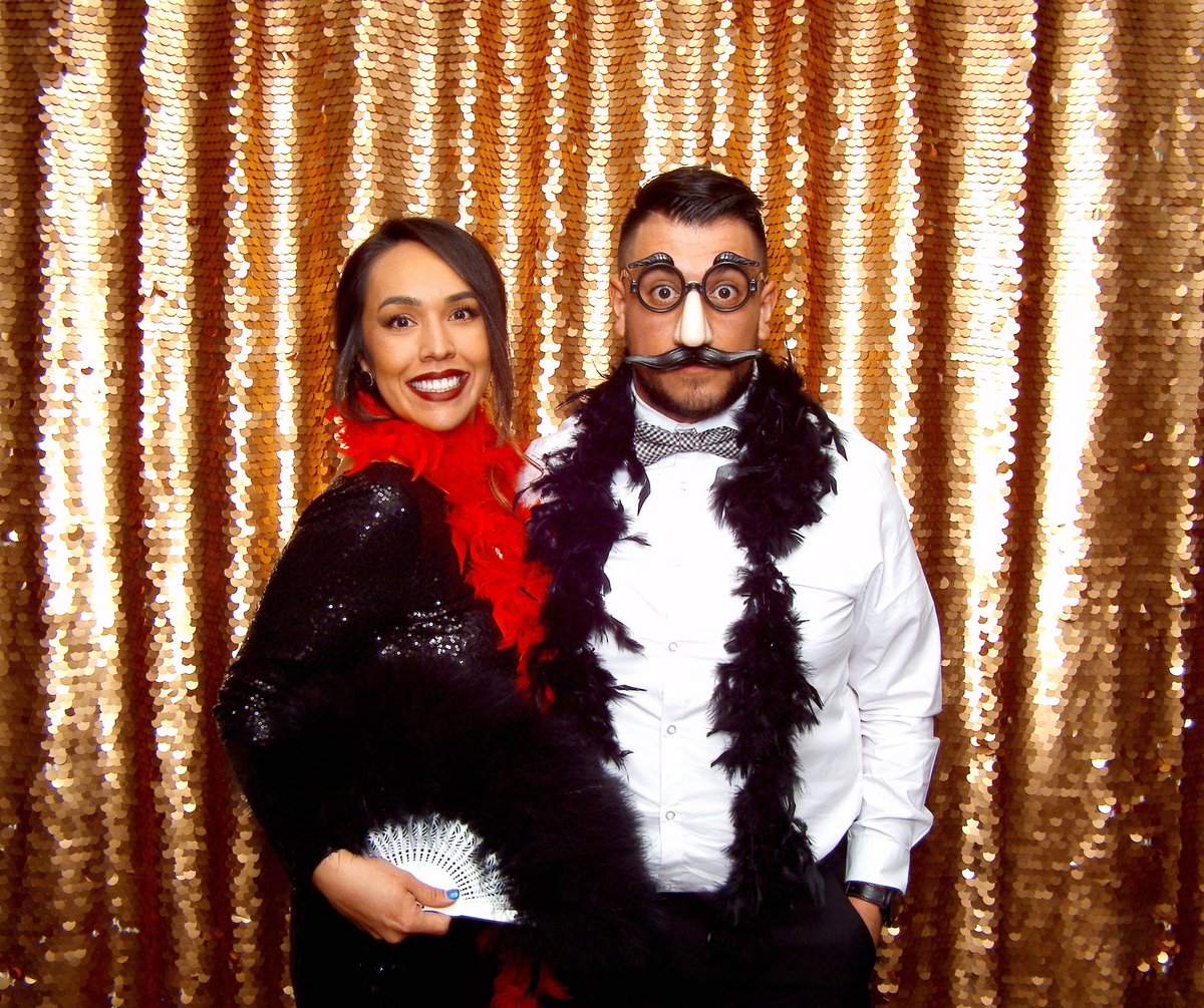 LumosPhotoCo's tweet photo. So happy to be back another year for this wonderful company’s employee appreciation party this year! This time, they had a masquerade ball! ✨

From weddings to birthdays and company parties, Lumos does it all! 💞 
Visit https://t.co/CoNr1zTgpM to book us for your next event! 🥰 https://t.co/q5pwmjm7qw