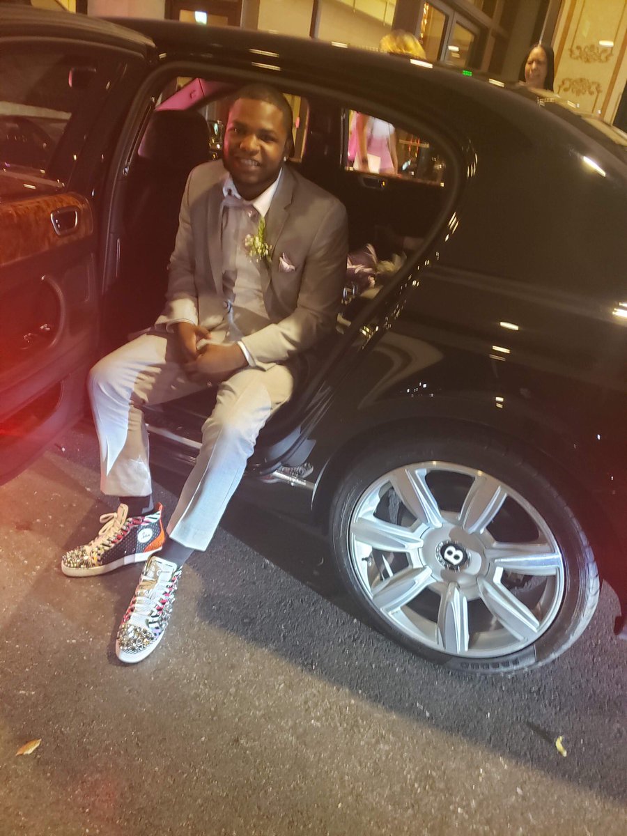 CiergeLuxury's tweet photo. Make sure you have the whip to go with your drip #Prom2020 https://t.co/uqMTApRWIV