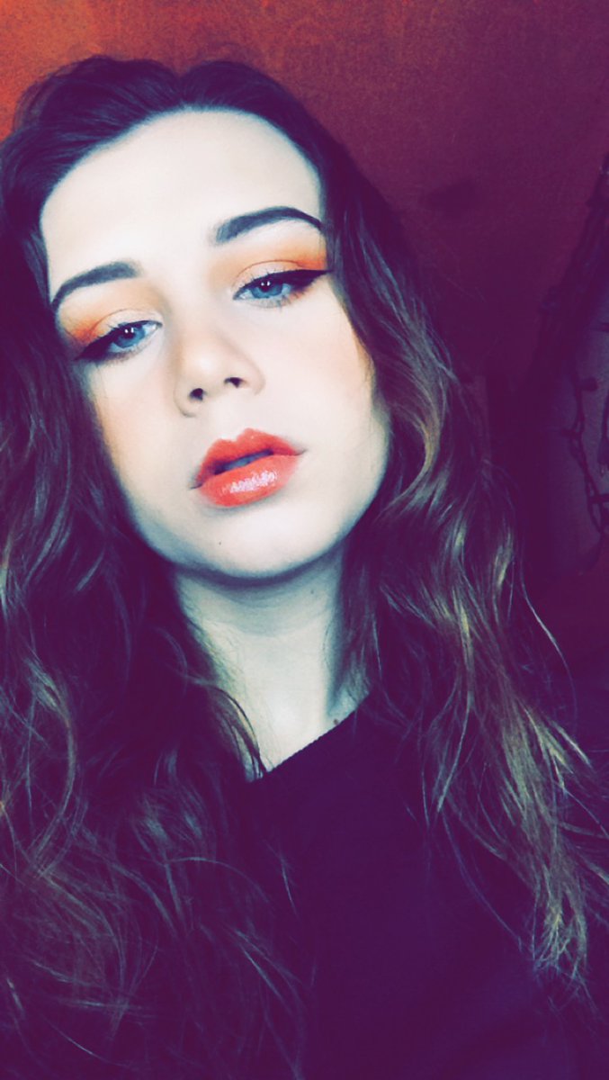 PsycheMistress's tweet photo. I'm looking for committed paypigs looking to devoted to a gorgeous college Goddess. You know that I'm worth your everything. Get to sending 😈😈😈 #FinD
humanatm dominatrix bdsm college domme https://t.co/nj3ldjsYDj