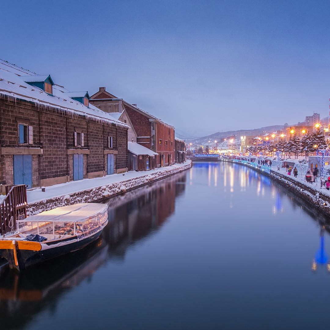 Take a day #trip to the #magical Otaru in Hokkaido ❄️