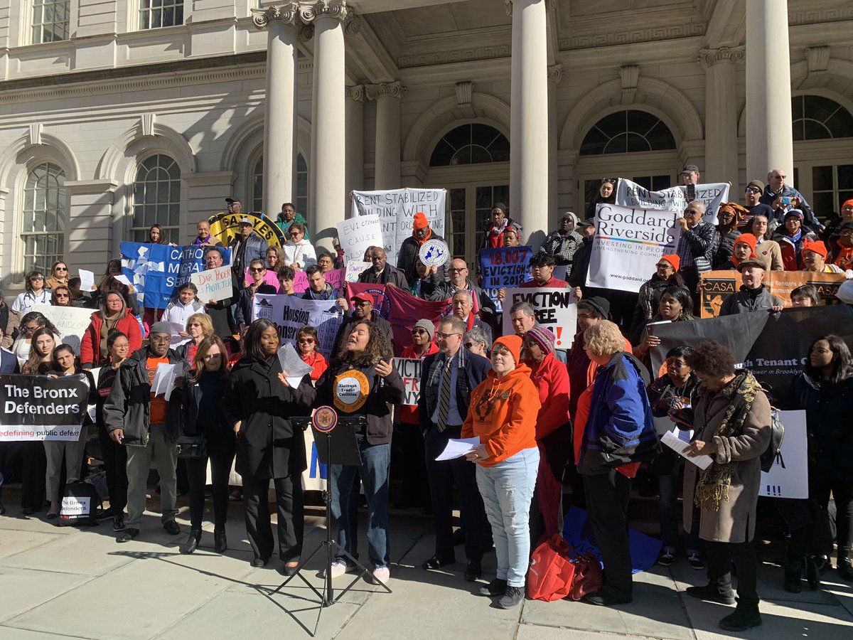 RTCNYC's tweet photo. After more than 7 hours of testimony, close to 80 people testified in support of @NYCCouncil @NYCSpeakerCoJo @NYCMayor passing #Intro1529 + #intro1104 to #ExpandRTC! Thanks to our bill sponsors @MarkLevineNYC + @Vanessalgibson for championing #RightToCounsel! https://t.co/IZM0Z1MtOY