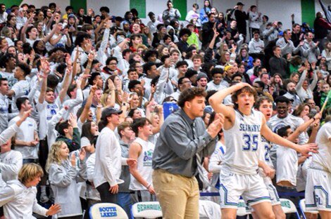 Crowd Friday at tip-off &amp; the intensity soon thereafter💥🙌💚💙🙏for your support of Seahawk ballers! See you Tuesday!

@sl_boysbasketball vs Madison at 545 pm
@sl_girlsbasketball vs Chantilly at 730 pm

#NorthernRegion #fightfiercely #surviveandadvance #seahawkproud💚💙
Hassen🙏