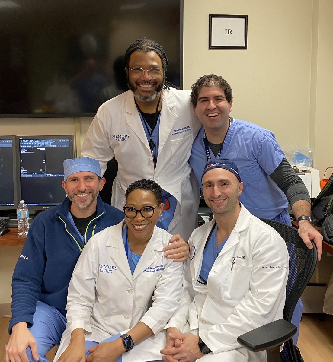 angiowoman's tweet photo. I believe in miracles! Thankful for the Rad&amp;IR community in 🇺🇸 &amp; 🌎. Today, a reminder that we can accomplish all things with love and support of each other #INeedYou #YouNeedMe #WeAreStrongerTogether #AllForOne #LoveIsStrongerThanHate ⁦@AVIRnews⁩ ⁦@SIRspecialists⁩ https://t.co/aUqSOC7QkN
