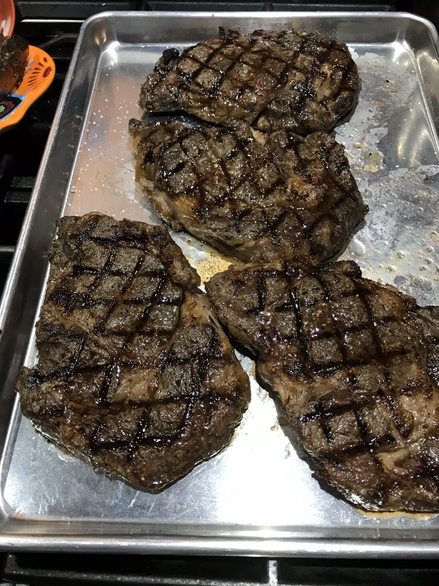 cwbyway1971's tweet image. #anovasousvide #mangrates
Using the tools you have make for an incredible experience, both in life and on the plate!🤪🤪🤪