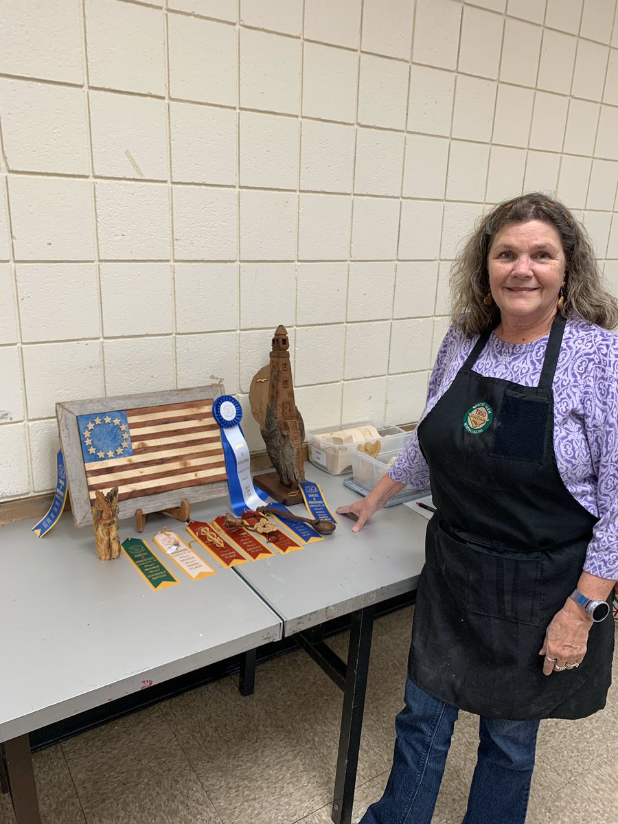 CityofWS's tweet photo. The Triad Wood Carvers group at Miller Park Community Center have some real talent! #triadwoodcarvers #woodcarver #triad #wood #carver #MP139 https://t.co/NUil9tj5MI