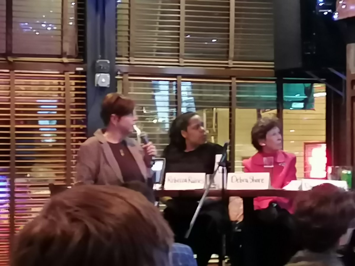 ching_garcia's tweet photo. At the Chicago Water Policy Forum. Excited to listen to the exceptional panel members, which include our Prof. @VanmeterKVM, Commissioner Debra Shore, Dr. Troy Hernandez, and Rebecca Baines and the water-related science and policy discussions! @thisisUIC @bfloodUIC @EaES_UIC https://t.co/w3DQgW26rs