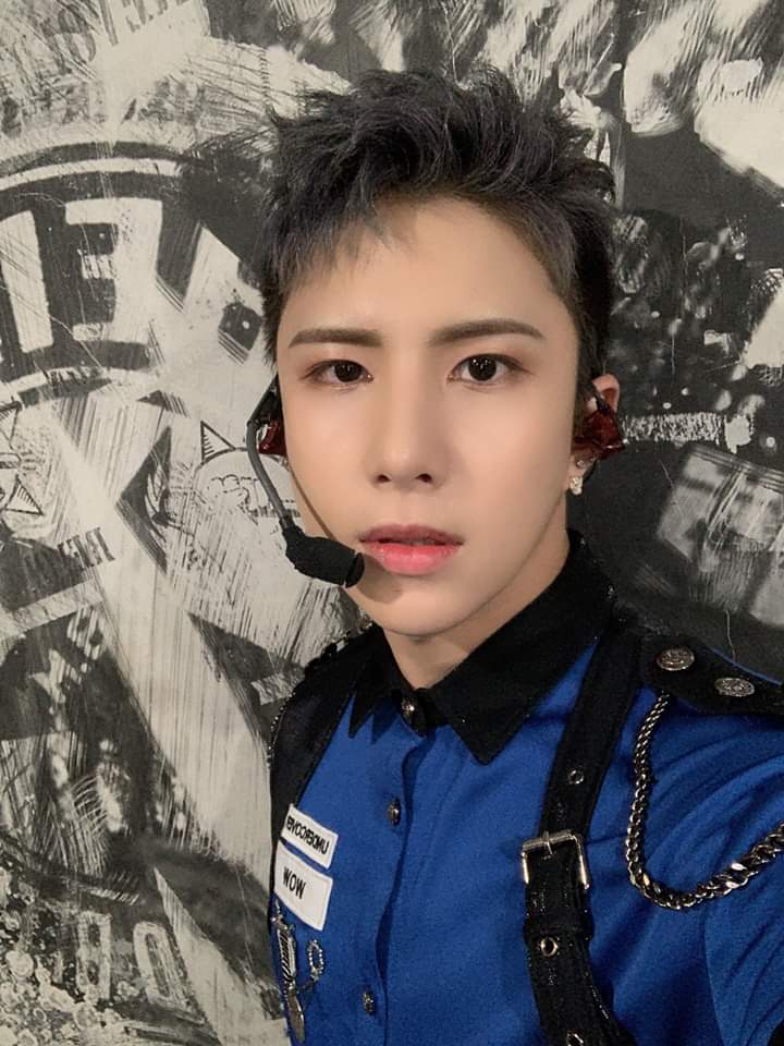 Maria34988441's tweet photo. Hi WOW. I know that in this moment you are not OK, but I would let you know that Choice love you so much. CHOICE always will be next to youโค๐ตโค๐ตโค๐ตโค๐ตโค๐ตโค๐ตโค๐ตโค๐ตโค๐ตโค๐ต #WeLoveYouSehyoon #WhyWeLoveSehyoon #ProtectACE #์์ด์ค @official_ACE7 https://t.co/h5eYo1WusJ