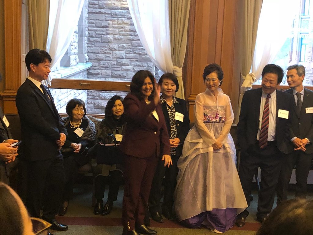 ninatangri's tweet photo. Please to join the Korean community to celebrate the Lunar new year at Queen’s Park! #koreanlunarnewyear https://t.co/4U6lWlJcwB