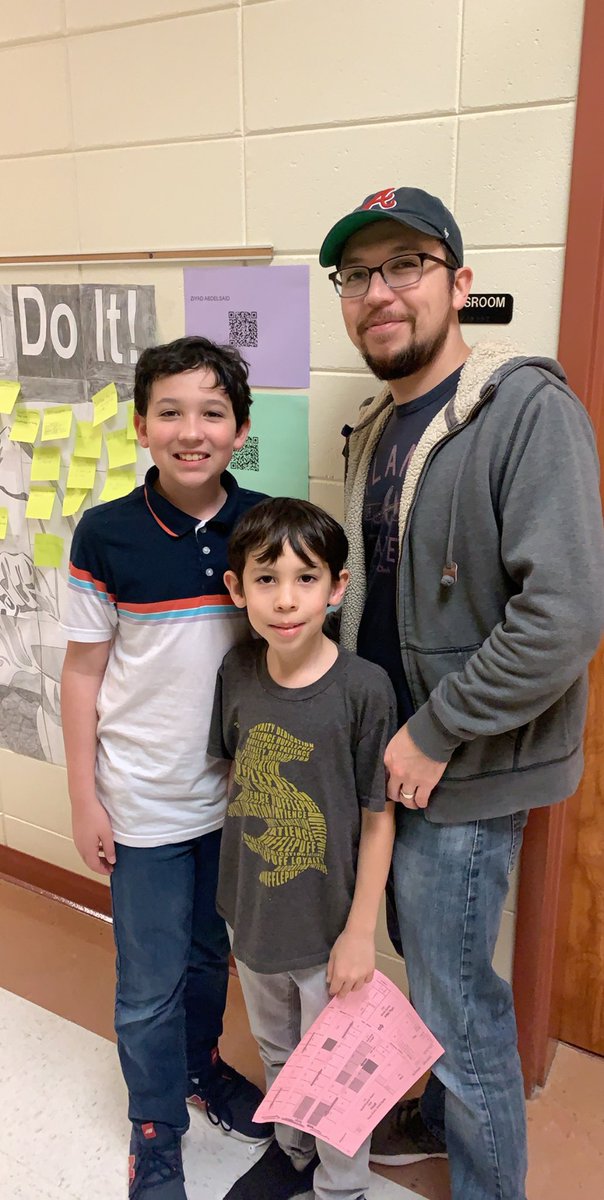 CarverES_RH's tweet photo. It was great to see Carver families explore these great technology projects together! #SEASofAdventure
@JenniferGrisw11 @mboland4thgrade https://t.co/QlLVg8fMvk
