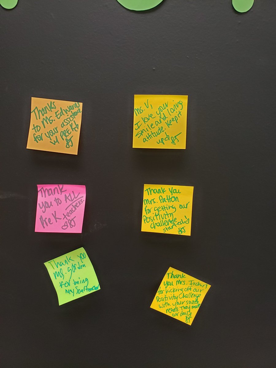 LaKiaLeo78's tweet photo. We started a Positivity Challenge this week, and one of our Positive Patrons gave everyone a SWEET handwritten note! It made my day! #spreadinggoodvibes #bringingbackexcellence @WesleyES_HISD @MrCotter_ https://t.co/Kl7ddBTwYI