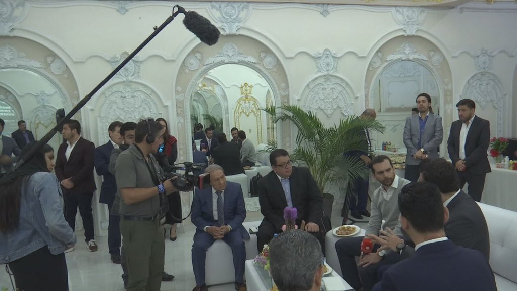 AlexDominguezB's tweet photo. A partir de hoy, esta semana en @mileniotv #21H presentaremos partes del recorrido que realizamos por la Iglesia de la Luz del Mundo en la colonia Hermosa Provincia de Guadalajara, donde están convencidos de la inocencia de su Apóstol de Jesucristo, Naasón Joaquín García. https://t.co/AKme9uSghC