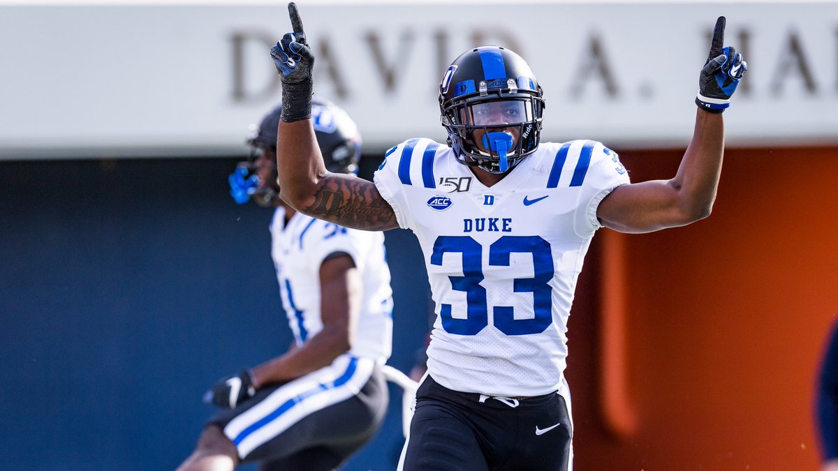 kk_higgins's tweet photo. Truly honored! After an excellent talk with @JeffFaris I am excited to announce I have been offered a scholarship to Duke University! Great thanks to @DavidCutcliffe! 🔵⚪️ https://t.co/hZ8vwPxHXm