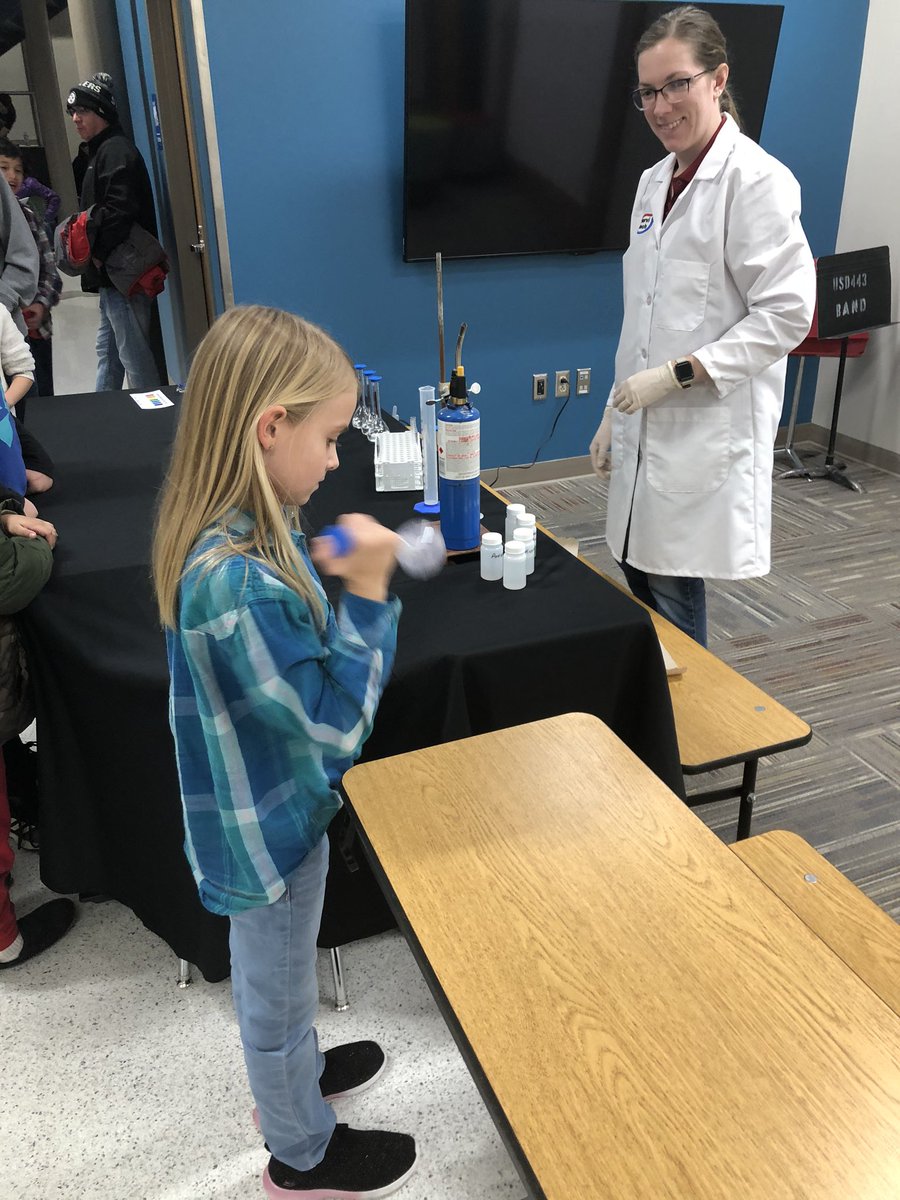 CoachBrull's tweet photo. Had a great time at #RedDemonSTEM night at Dodge City High School! Thank you to everyone that makes it happen! https://t.co/pBhYUVwQc8