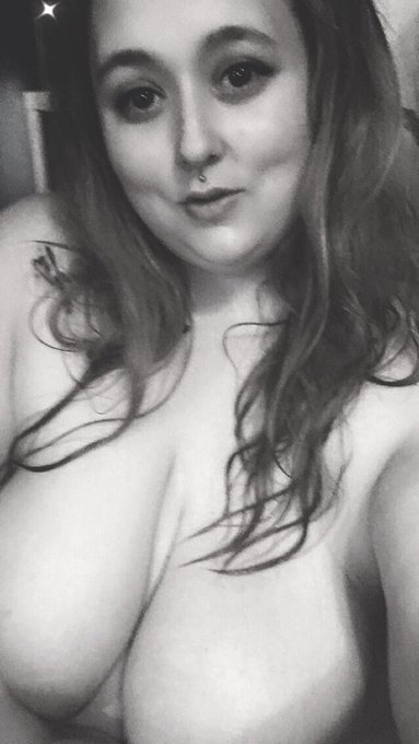 So I had this set as my Facebook dating profile pic... apparently I loaded the wrong one and not the