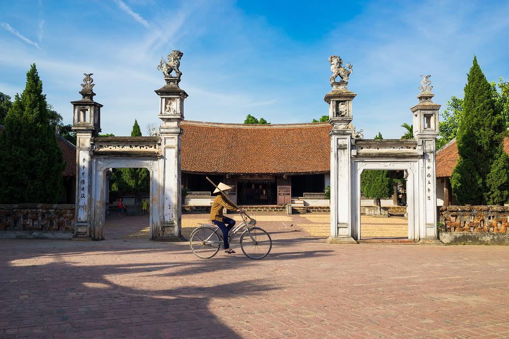 PrivateHanoi's tweet photo. Duong Lam Ancient Village 
https://t.co/NsiSUH4aWo https://t.co/qNgH5Ls94L