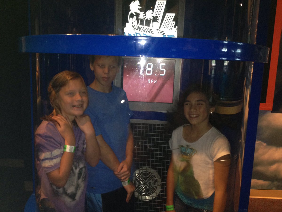 Joshua24790640's tweet photo. @apkarthistory As a child JMBs mother took home to the museum often which sparked his passion for learning. When I was a kid I would frequently go to the Orlando Science Center and that fostered my interest in learning. https://t.co/BTEeHQPleH